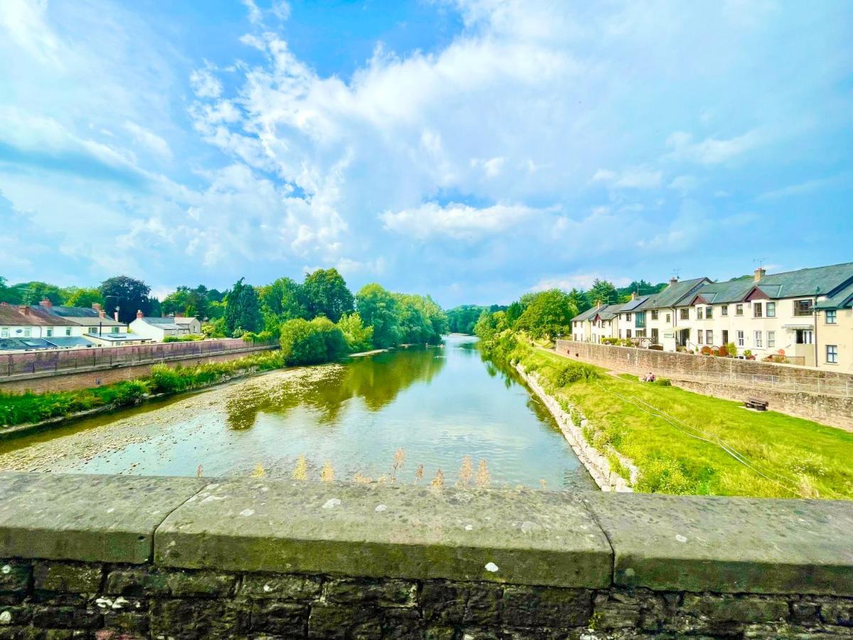 Penderi House Usk With Cymru Holidays Eksteriør bilde