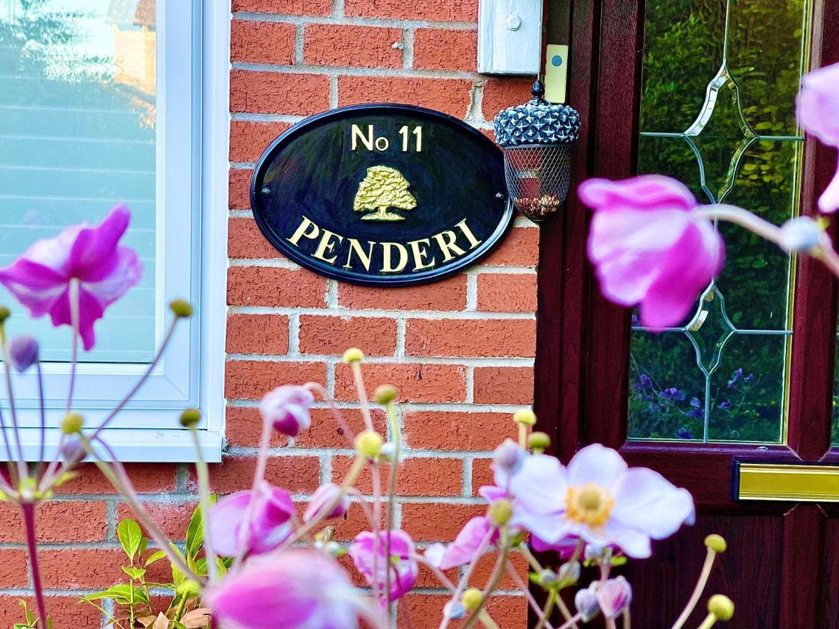 Penderi House Usk With Cymru Holidays Eksteriør bilde