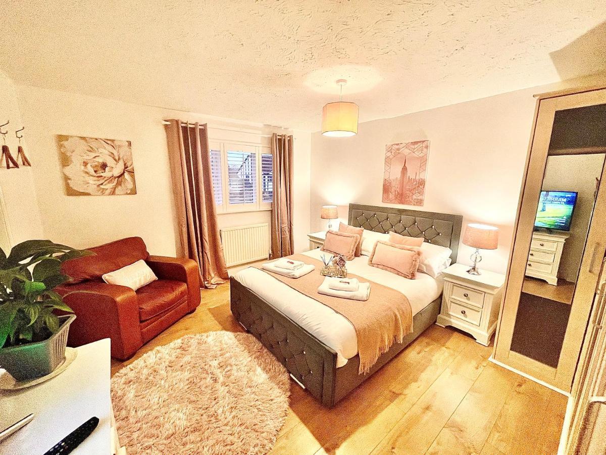 Penderi House Usk With Cymru Holidays Eksteriør bilde